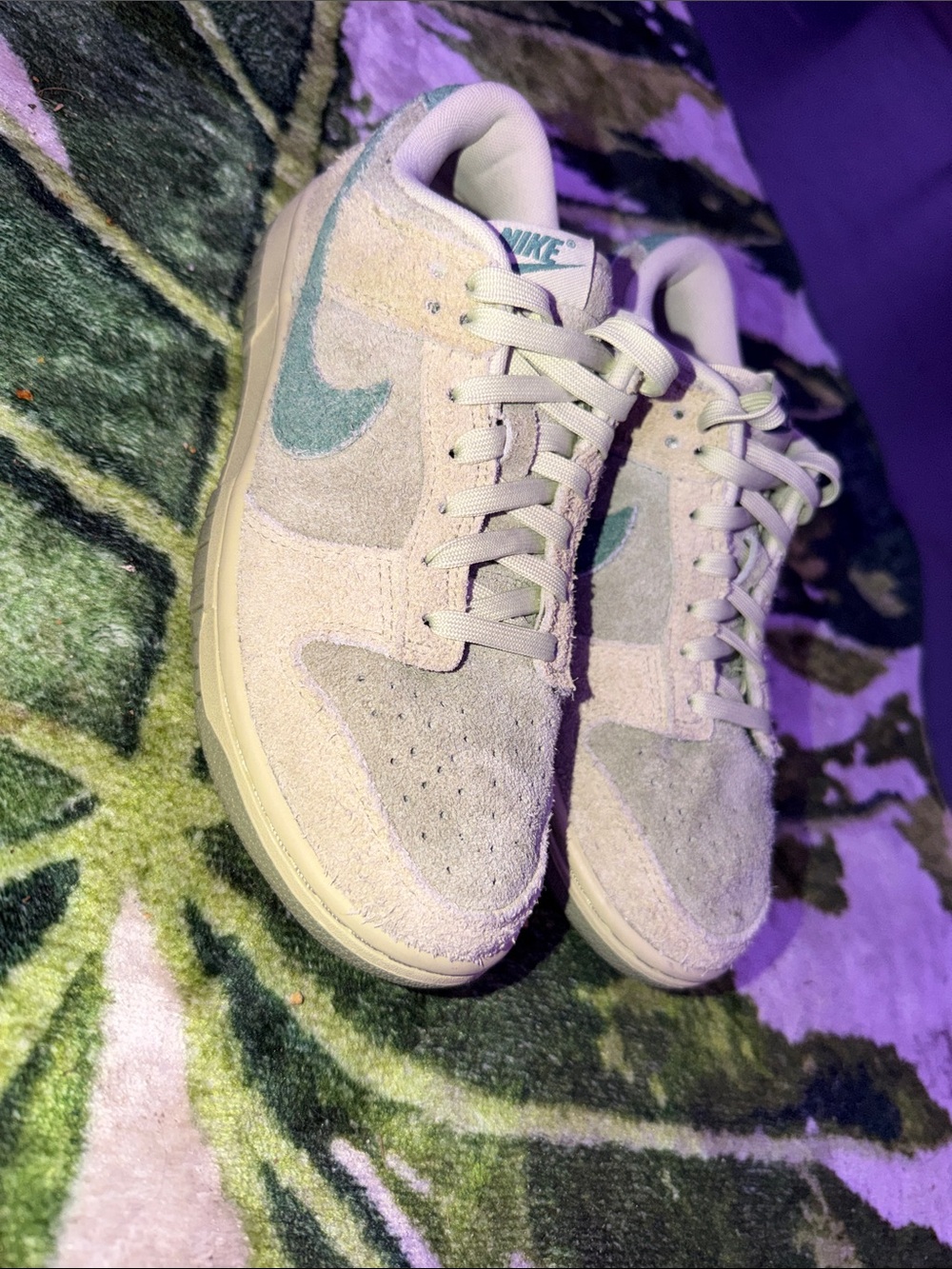 Nike Dunk Low Olive Aura Size 8